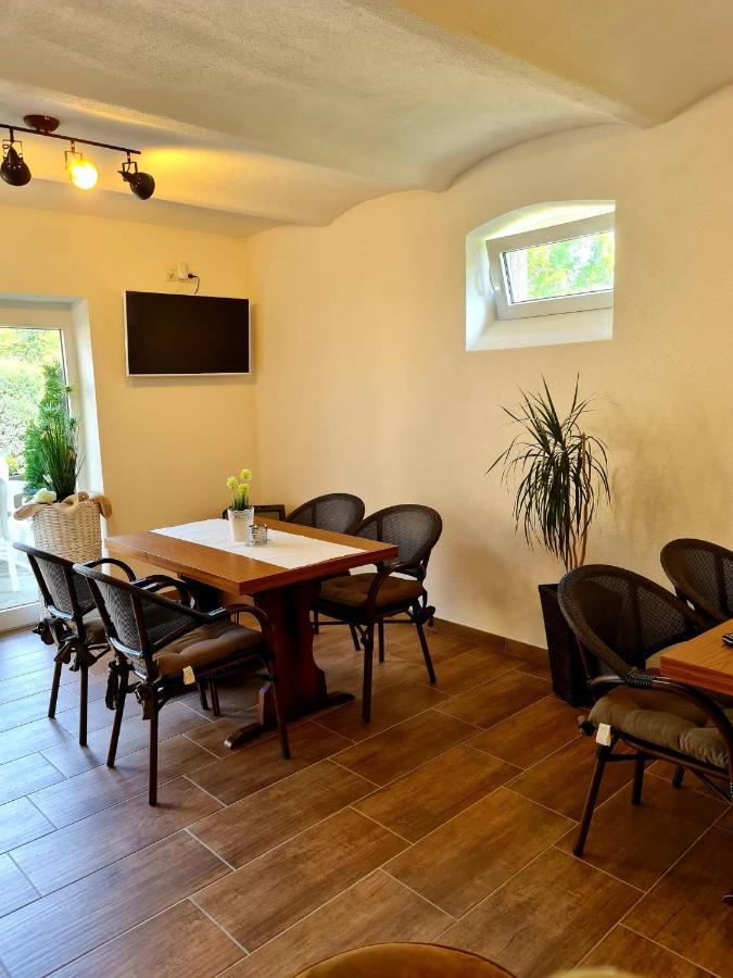 Pension Villaggio Mertesheim Zewnętrze zdjęcie